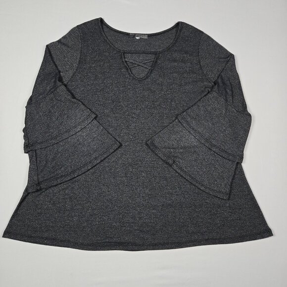 GYFT Gray Bell Sleeve Tunic Top L Criss Cross Neck Boho Chic Casual Soft Classic - Picture 5 of 10